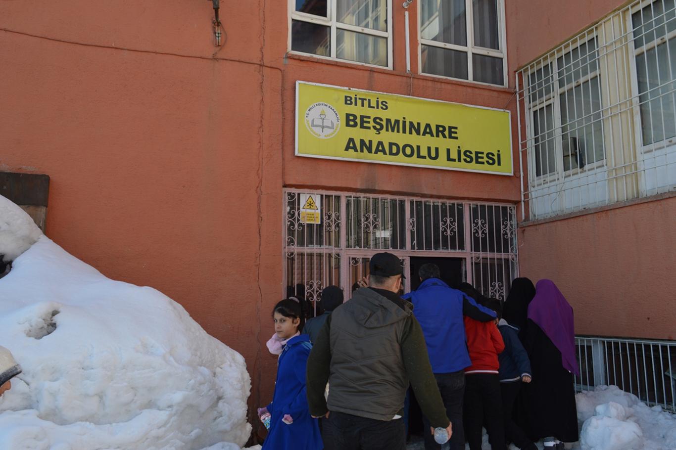 Bitlisli Peygamber Sevdalıları soğuğa aldırış etmedi Bitlisli Peygamber Sevdalıları soğuğa aldırış etmedi